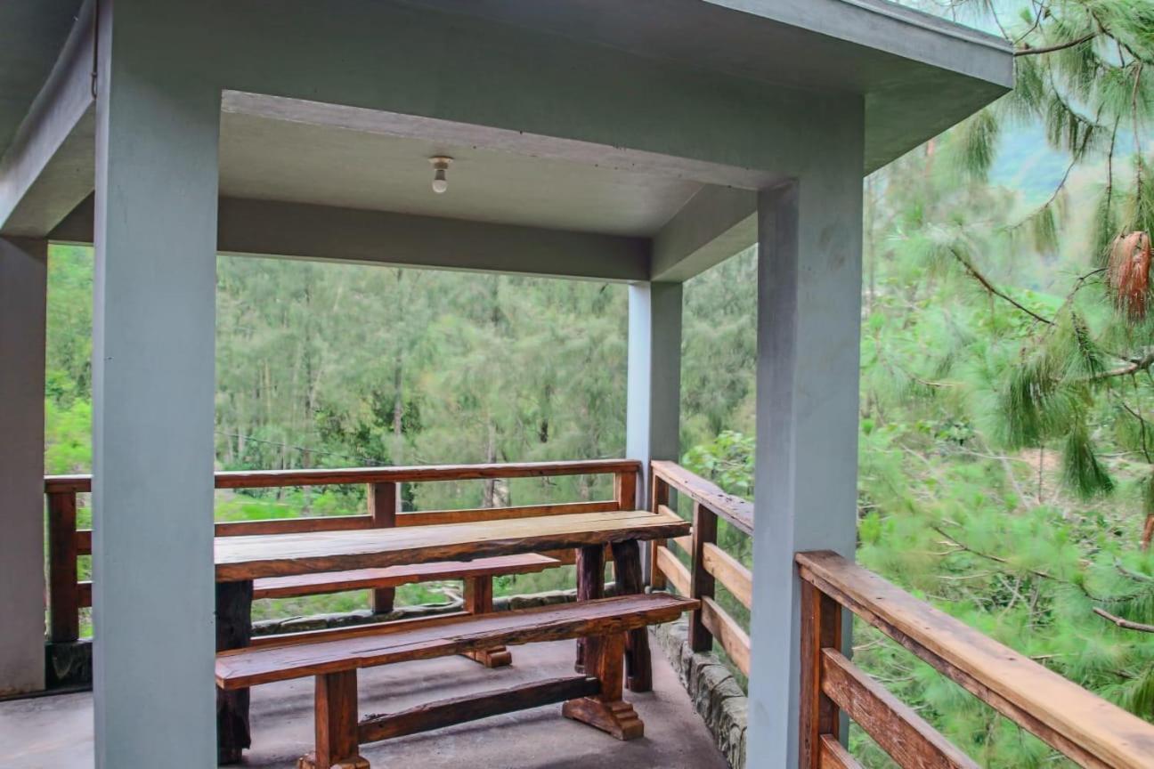 Omah Kayu Bromo Ngadisari Exterior foto